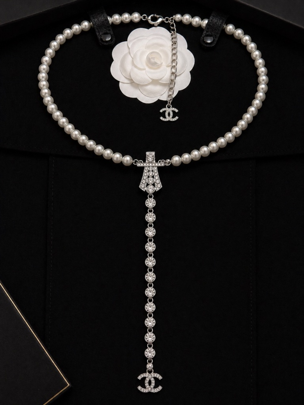 Vintage СС Y-shaped pearl necklace with crystal drop pendant Luxury Designer